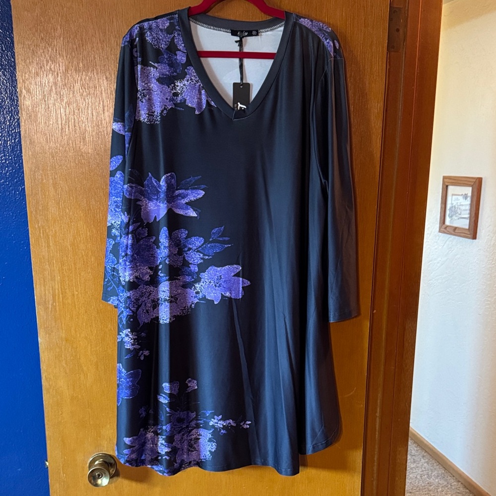 Lily Black Tunic Top with Purple Floral Print Size 4XL